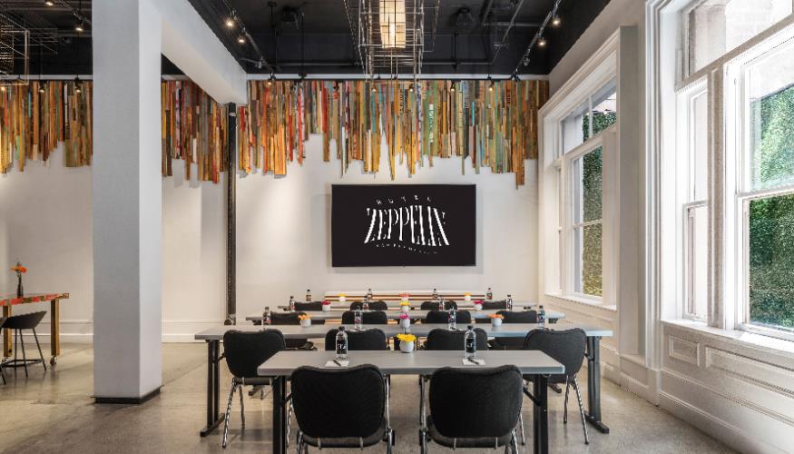 Hotel Zeppelin